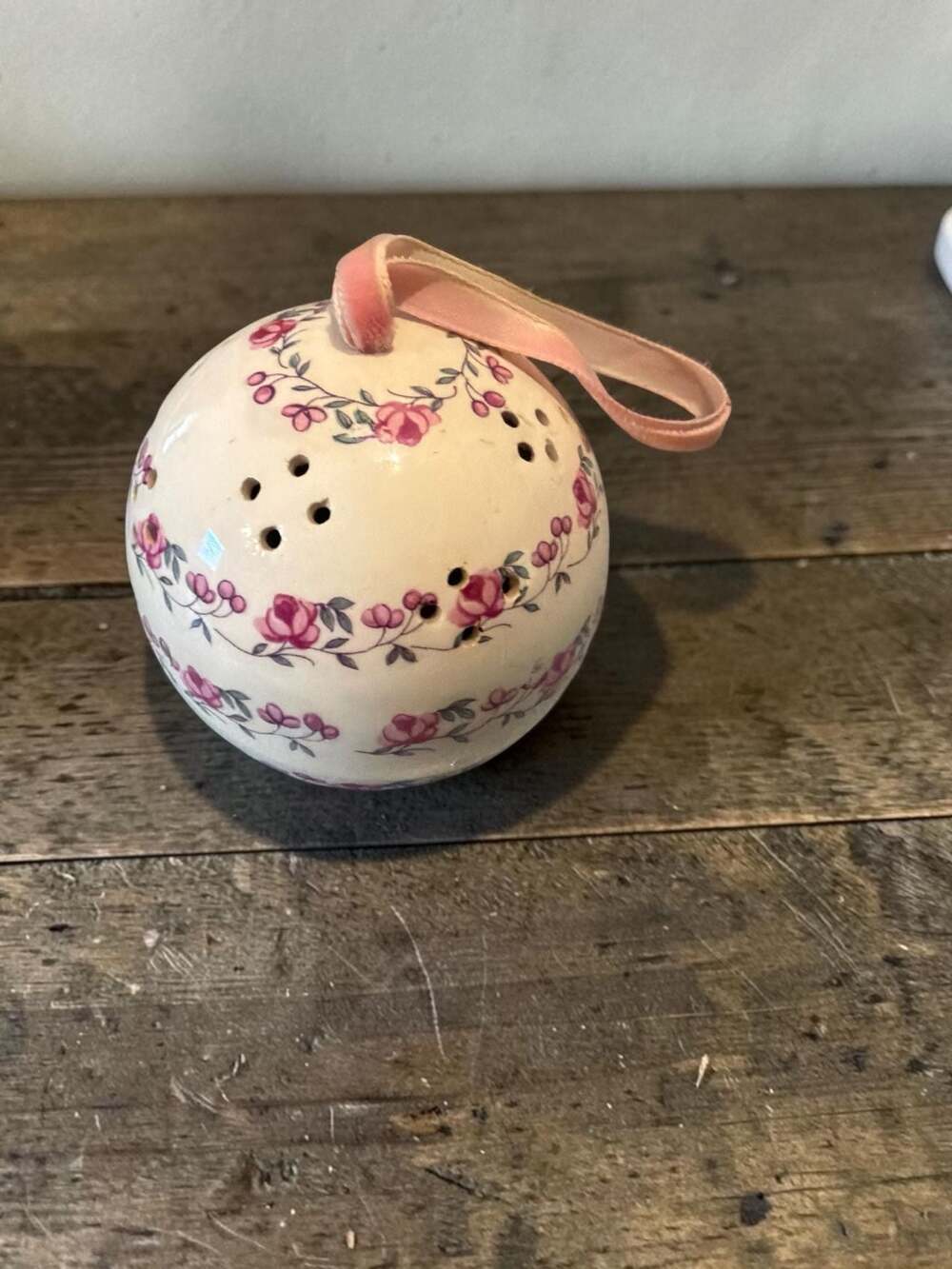 Vintage Scentomander by L.A. Rose Floral Ceramic Pomander Ball